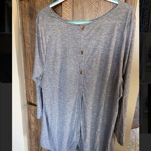 Women’s casual medium length sleeves T-shirt